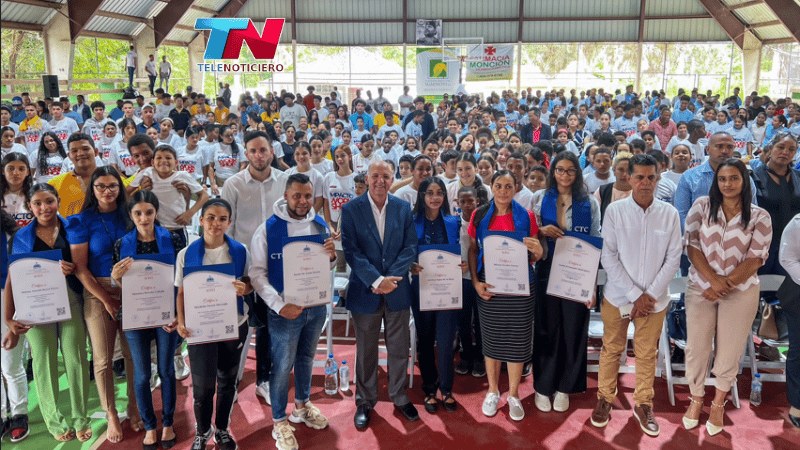 Centros Tecnológicos impactan a 700 jóvenes en Santiago Rodríguez